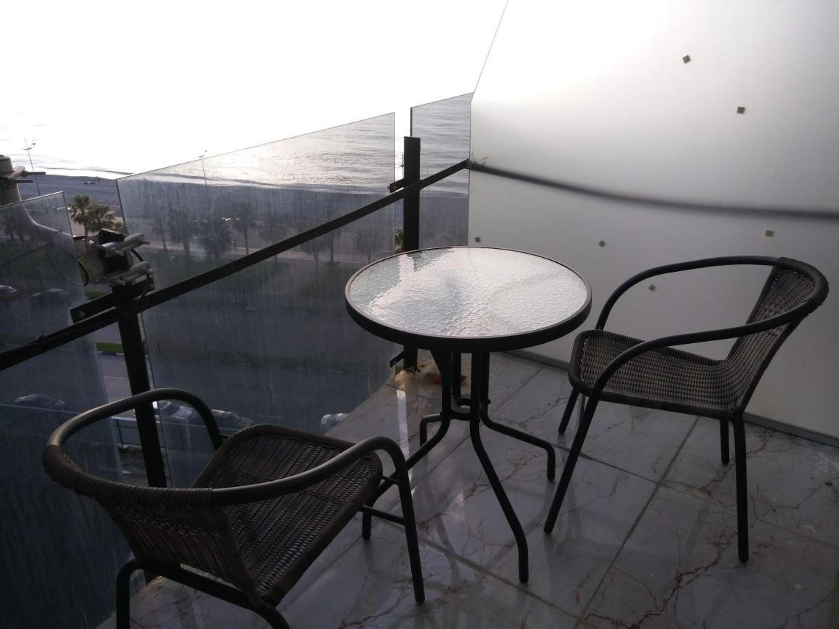 Apartment On The Back Sea Batumi Zewnętrze zdjęcie