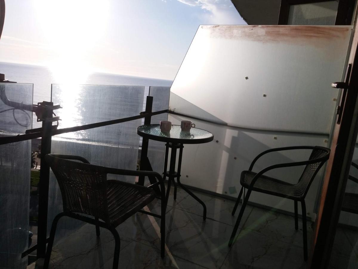Apartment On The Back Sea Batumi Zewnętrze zdjęcie